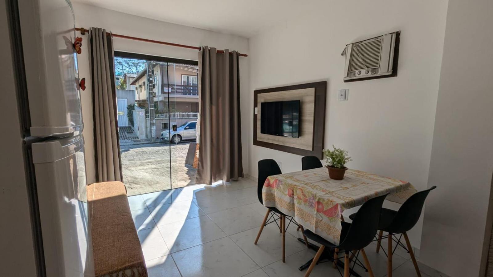 Residencial Portal Do Sol Apartment Bombinhas Exterior photo