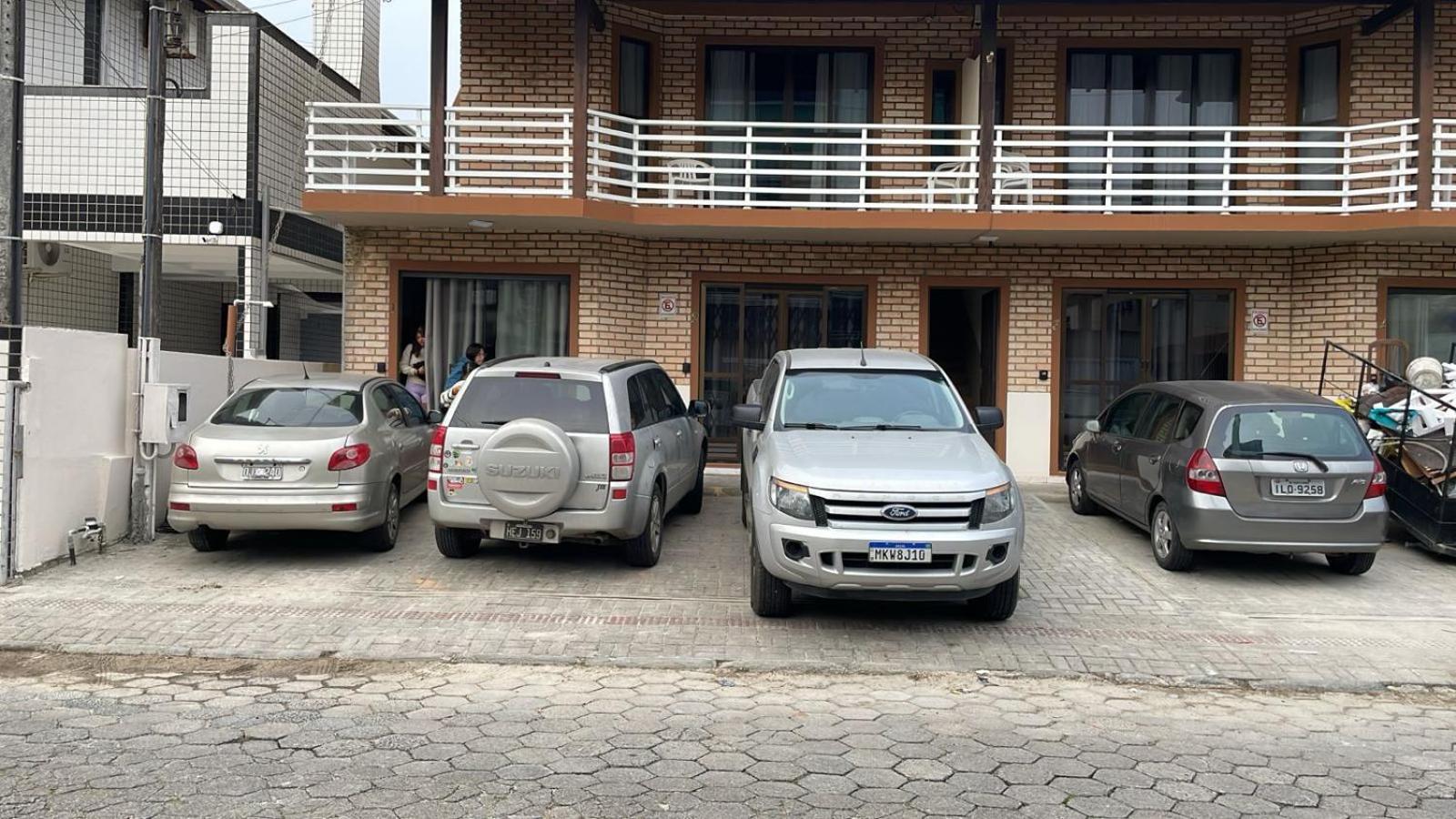 Residencial Portal Do Sol Apartment Bombinhas Exterior photo